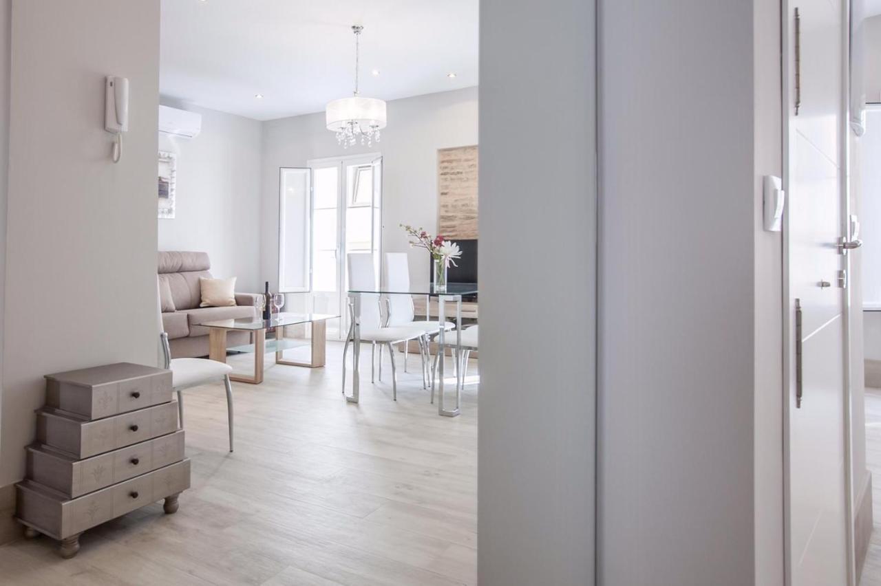 Atico Duplex Gran Terraza ↑ Calidades 2 Hab 2Banos Appartement Sevilla Buitenkant foto